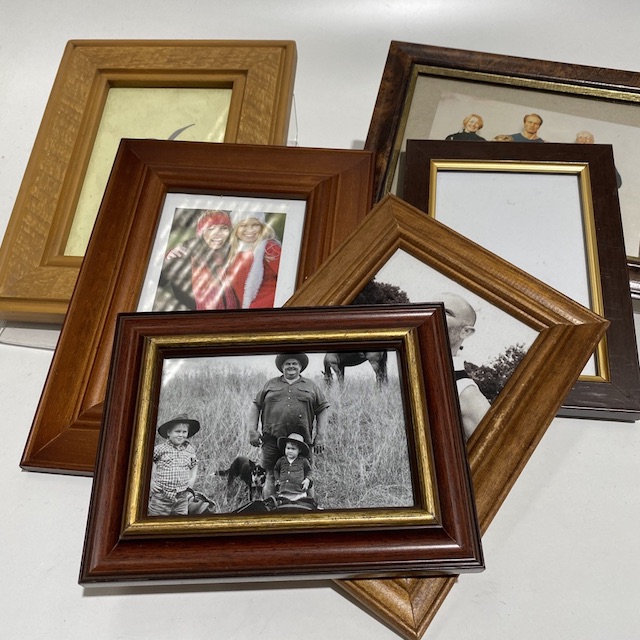 FRAME, Assorted Photo Wood Frame Med 25cm